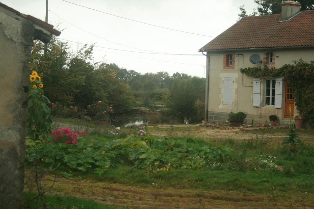 Chez Tartaud Villa Lathus St Remy Exteriör bild