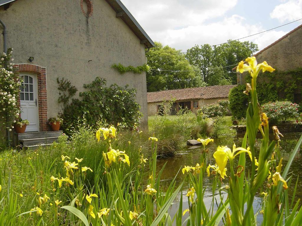 Chez Tartaud Villa Lathus St Remy Rum bild